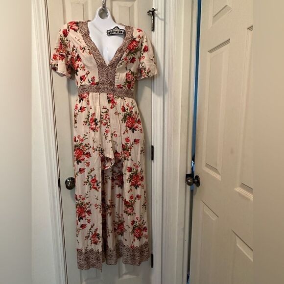 High low ( maxi length ) romper shirts set ! Super cute - new with tags- roses - Picture 1 of 10